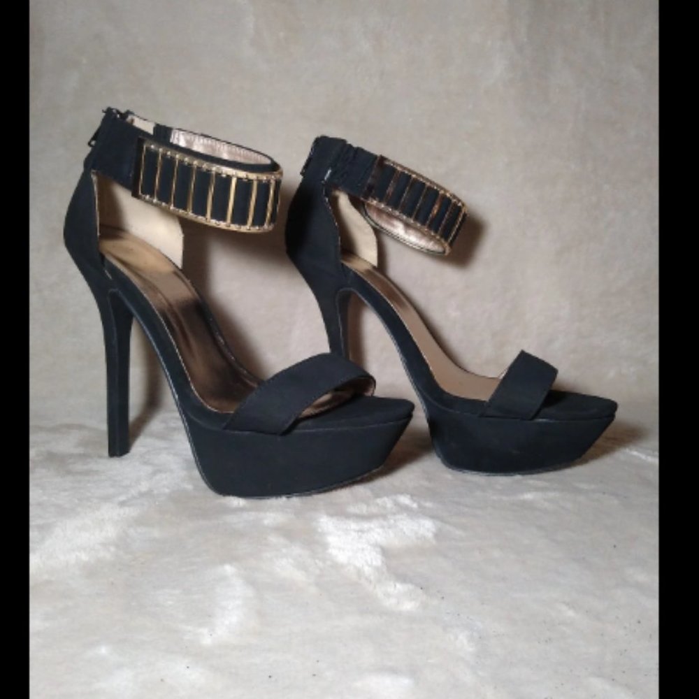 Women's Qupid Heels - Gold & Black - Sz 7
